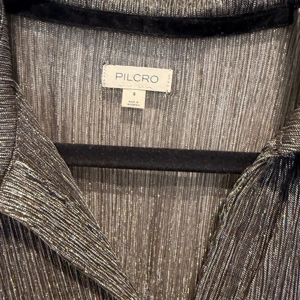 Pilot Metallic Buttowndown shirt - Anthropologie size small - silver - Picture 4 of 4